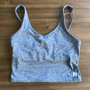 Vuori Crop Tank
